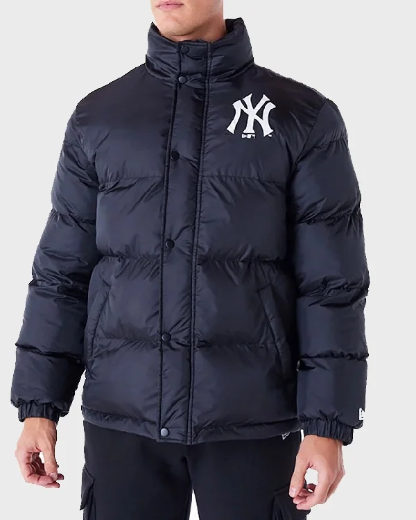 New York Yankees Black Puffer Jacket