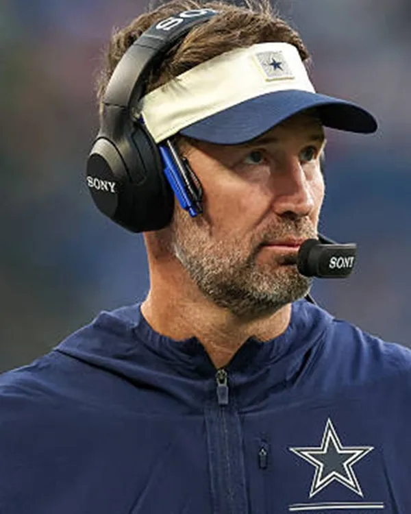 Dallas Cowboys Brian Schottenheimer Half-Zip Sleeveless Anorak Jacket